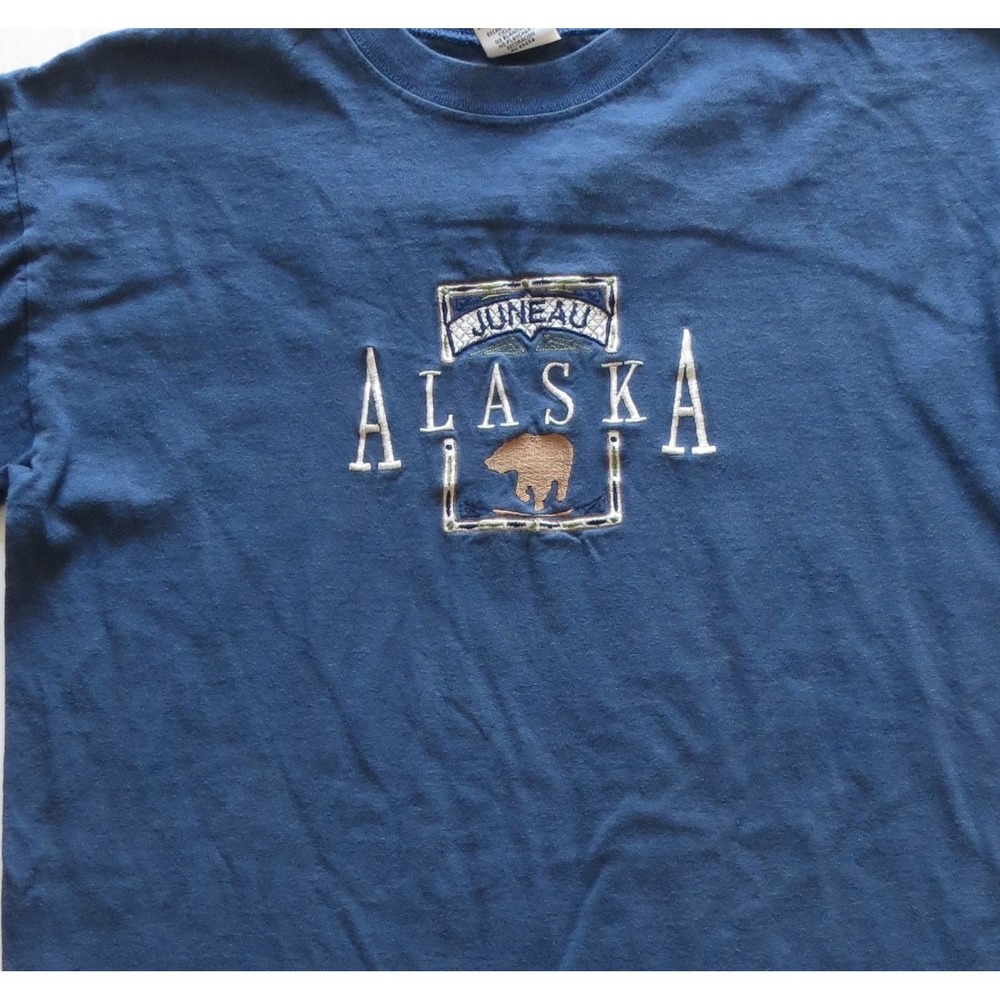 Juneau Alaska Shirt Mens Medium Blue TSC West Souvenir Bear Embroidered Tee